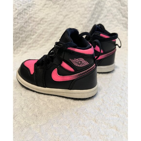 Nike Air Jordan 1 Retro High GS Black Hyper Pink Toddler Sneakers Size 6C - Picture 7 of 13